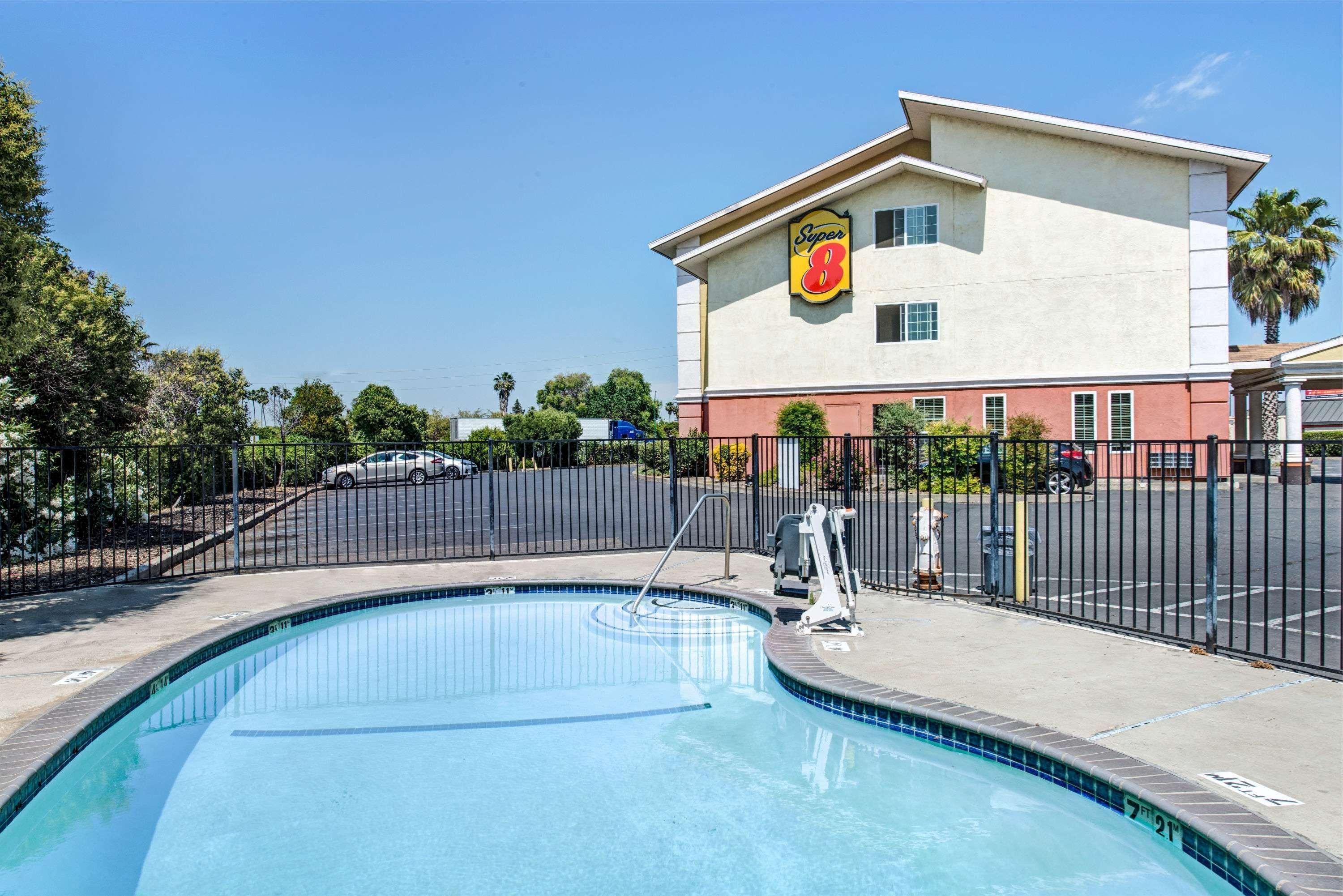 Hotel Super 8 By Wyndham Sacramento/Florin Rd Freeport Exterior foto