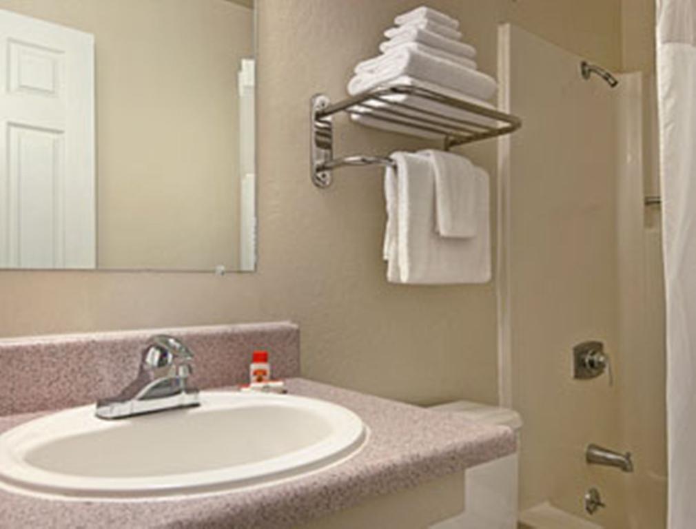 Hotel Super 8 By Wyndham Sacramento/Florin Rd Freeport Habitación foto